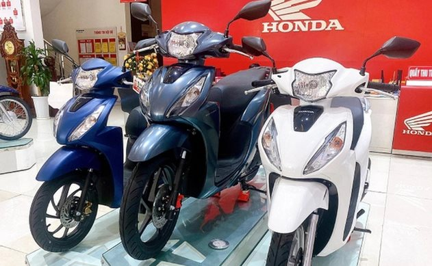 Vietnamese people buy motorcycles every day more than the combined total of three Southeast Asian countries