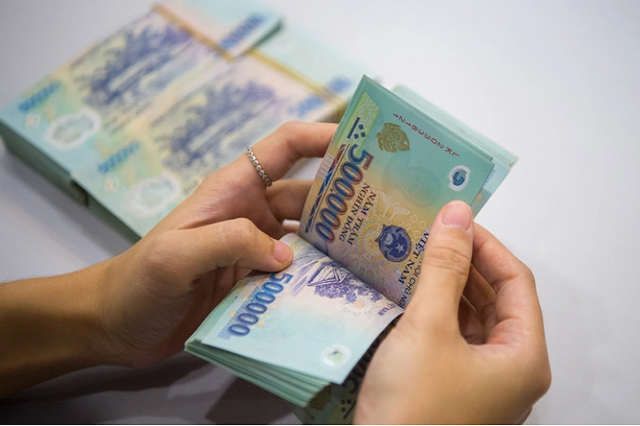 Ho Chi Minh City: Over 1.1 million customers get debt restructuring, maintain debt groups, and reduce interest rates for the 2022-2023 period.