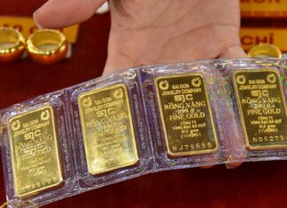 Gold prices surge as Lunar New Year approaches