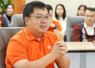 Why did Hoang Nam Tien leave FPT Telecom for FPT University? Always making controversial statements.