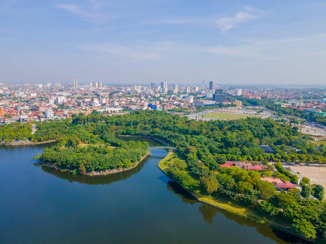 Two businesses contribute 2 trillion VND in just one week, Central Vietnam province jumps 4 places in budget ranking