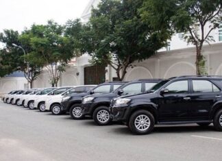 Car rental service for Tet holiday in high demand