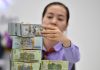 USD exchange rate surges beyond 25,000 VND, Bank USD decreases