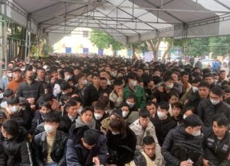 Competing to submit Korean labor documents