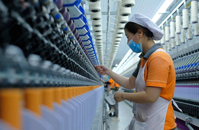 Employee Stock Ownership Plan (ESOP): Buy STK shares at 20,000 VND per share