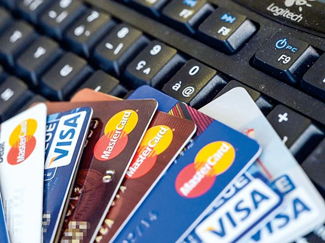 How to improve the quality of banking card services?