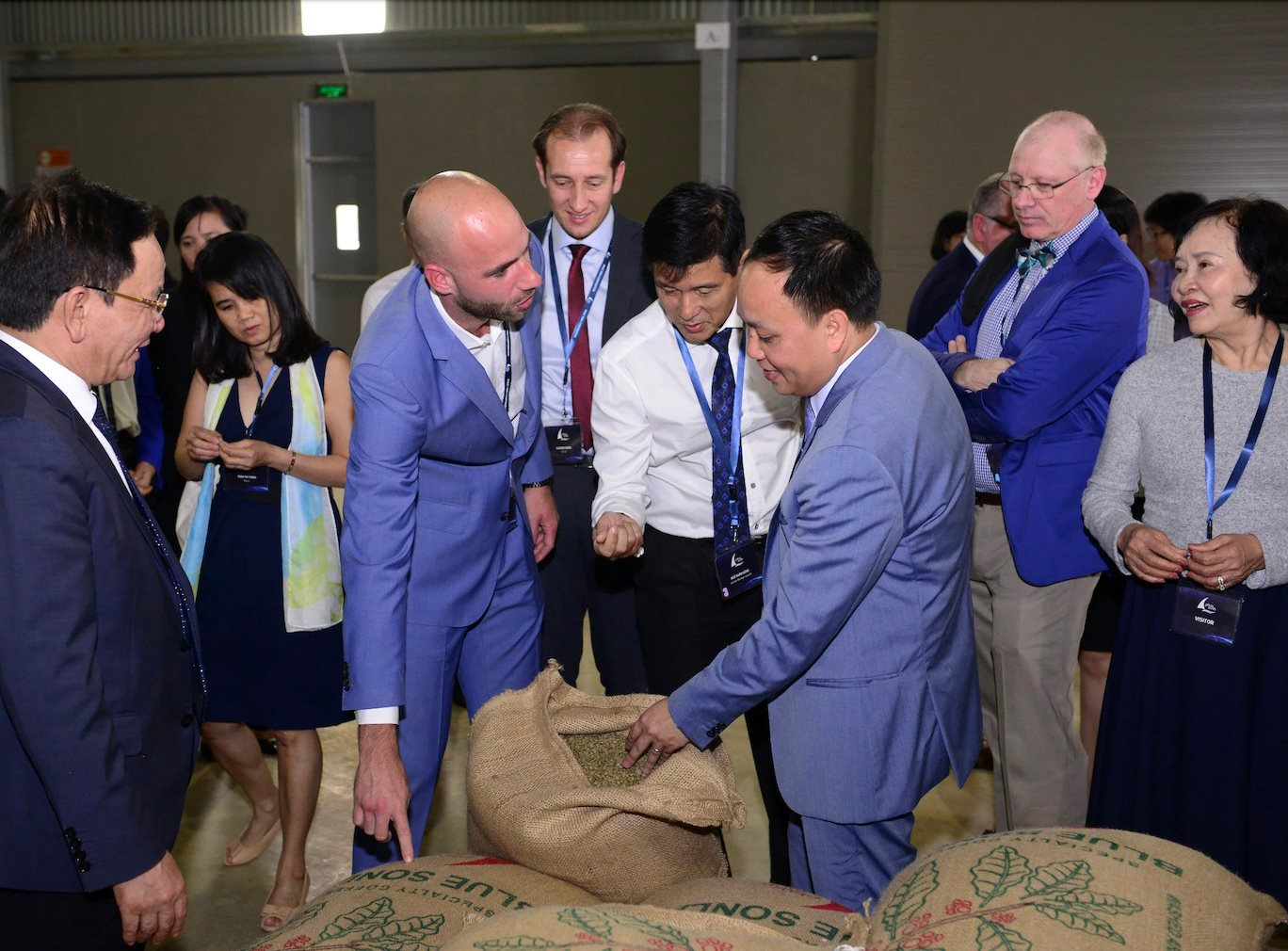 The New Game for ‘Spending King’ Phan Minh Thong: US Welcomes Vietnamese Arabica Coffee After 6 Years of Knocking on Doors, K COFFEE Chain Sees 57% Rise in Gen Z Customers With a ‘Pink Makeover’.