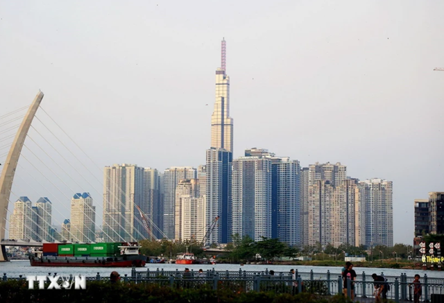 “Absorbing” Policy Changes: A Brighter Outlook for the Real Estate Market as the Year Winds Down