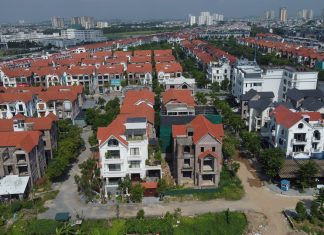 The Abandoned Landscape: Hanoi’s Tax-Debt Urban Area Awaits its Fate