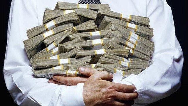 Unlocking Financial Rewards: HDBank and SHB Prepare to Dish Out a Whopping 4.7 Trillion VND in Cash Dividends, While Two Other Banks Gear Up to Join the Fray