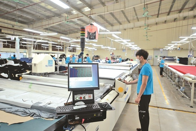 The Textile Enterprise Weaves a “Dream” Package Deal