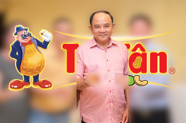 “The Decade-Long ‘Battle’ Between the New and Old Owners of Tân Tân Peanuts”
