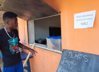 The Tasty Tale of a Young African Entrepreneur: Selling Vietnamese Sweet Potato Cakes in Angola with Amazing Success.