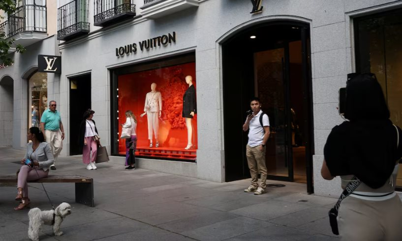 The New Shopping Paradise: Unveiling Asia’s Rising Star for Affordable Luxury and Its Allure to Global Shoppers