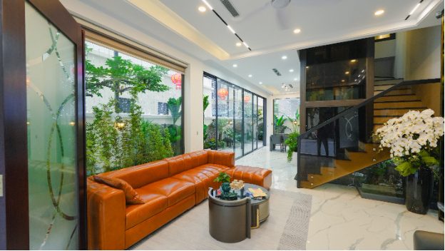 Over 1,000 Visitors Tour the Palm Villas Show Home on Grand Opening Day