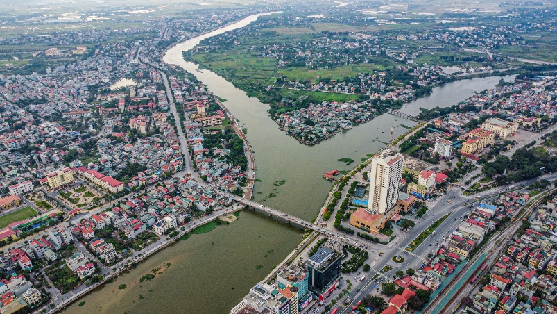 Revolutionizing Highways and Airports: Hanoi’s Southern Gateway, Ha Nam, Emerges as a Powerhouse for Regional Growth