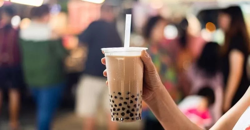 “Purchasing Power Down: Navigating the Fierce Competition in the Bubble Tea Market”