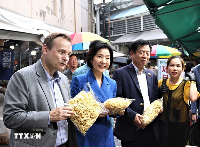 “Get Vietnamese Products on Korean Shelves”