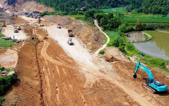 HHV Pledges 600 Billion VND for the First Phase of the Đồng Đăng – Trà Lĩnh Highway