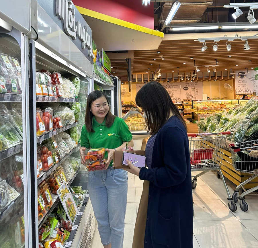 A Green Revolution: Hundreds of Tons of Vegetables Head North, Supermarkets Pledge Abundance