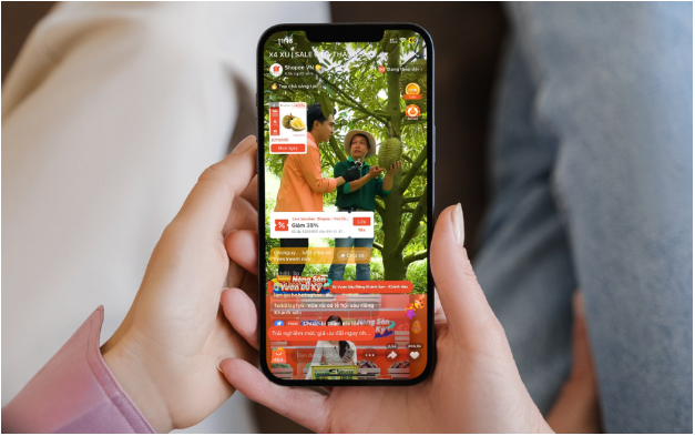 The Power of Livestreaming: Unlocking Opportunities for Farmers Through Shopee’s Fruit-Selling Sessions