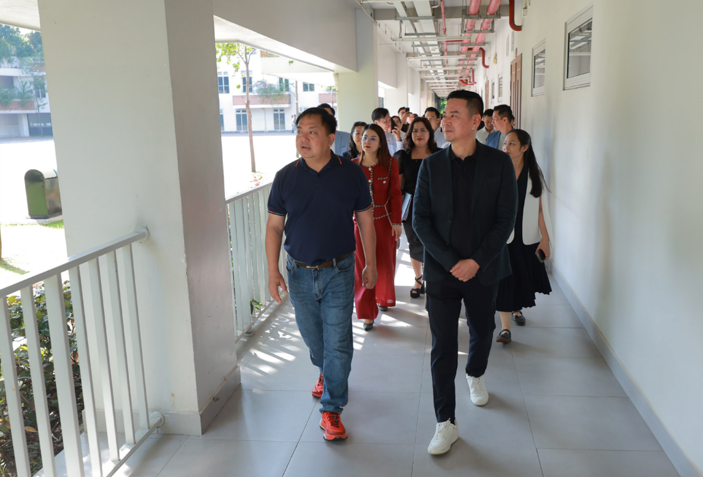 The Tech Titan’s Conundrum: Are Tech Stocks in a Rut, Has AI Lost Its Luster, and is ChatGPT All Hype?