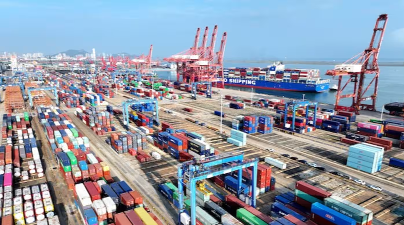 The Ocean Freight Rates Plummet as China’s Exports Stagnate