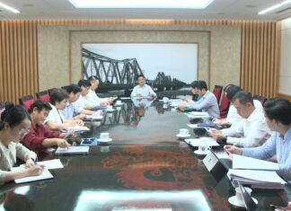 “Vice-Prime Minister Ho Duc Phoc Leads a Meeting with Ministries on Crucial Matters Concerning the Securities Law”