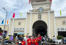 The Contrasting Scenes in Saigon’s Shopping ‘Paradise’: A Tale of Two Extremes