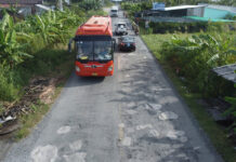 Cà Mau’s National Highway 1 Plagued by Potholes and Deterioration