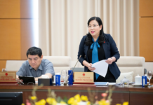 “Complex and Overwhelming Insurance Policies Pose Risks to Policyholders”