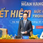 Resident Deposits in Credit Institutions Reach 8 Quadrillion Dong