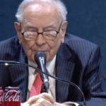 Warren Buffett Unloads Stocks for 12 Consecutive Quarters, Quietly Continues Apple Sell-Off