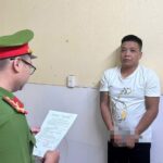 Illegal Gold Smuggler Caught Transporting 440g of Gold Worth Over $60,000 in Da Nang