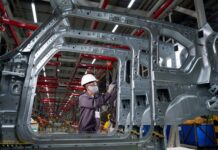 Billionaire Pham Nhat Vuong Boosts Steel Company Capital to VND 15,000 Billion After Securing Key Executive