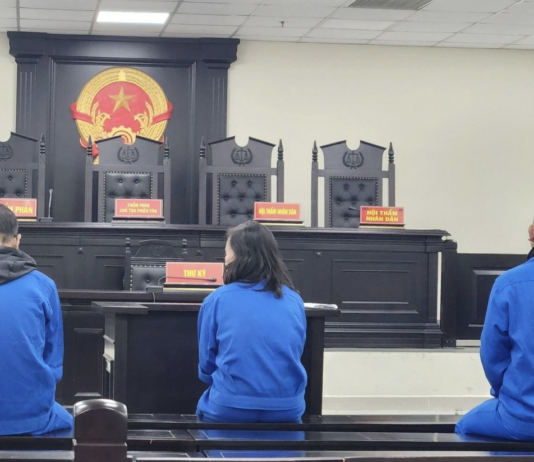 Wealthy Female Entrepreneur and Former Supreme Court Official Stand Trial for Alleged Bribery Involving Two Chests of Cash