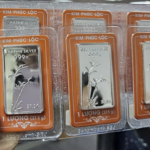 Silver Prices Plummet on November 15th, Leaving Investors Stunned