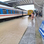 Urgent Halt: Passenger Trains Suspended to Safeguard Luat Le Bridge