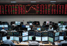 Market Sell-Off Intensifies as Profit-Taking Pressure Mounts