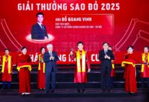 Entrepreneur Đỗ Quang Vinh Honored Among Top 10 Red Star Award Recipients 2025