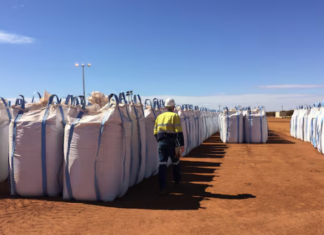 Russia and Laos Supply Vietnam with Hundreds of Thousands of Tons of Critical Goods: Vietnam’s Usage Triples Global Average, Becoming Key to Agricultural Sector