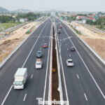Elevated Overpass on North-South Expressway Through Ninh Binh Officially Opens to Traffic