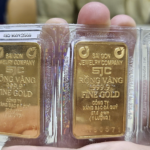 Gold Bar Prices Plummet on November 1st Evening