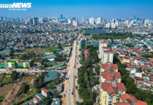 Hà Nội’s Ring Road 2.5 Lights Up Through the Night in a Race to the Finish Line