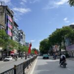 Prime Fashion Streetfront on Chua Boc: For Rent, Still Commanding Over 1 Billion VND/m²