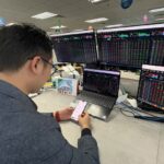 Stock Market Plunges Without Clear Explanation