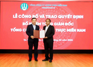 Billion-Dollar CEO Steps Down After Less Than Two Years in Leadership Role