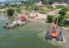 China’s Revolutionary Invention Shakes Construction and Rescue Industries: Amphibious Excavator Transforms into Boat, Operates 12 Hours in Flood Zones