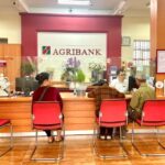 Agribank Employee in Hưng Yên Delays Withdrawal Request for Elderly Customer, Receives Thank-You Letter the Next Day