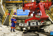 China’s 148-Meter, 4,000-Ton “Iron Mole” Sets Record: Digs 10,000 Meters Nonstop